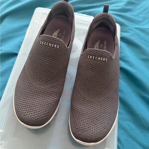 Skechers Women’s Slip-On Arch Fit Sneakers - Gray